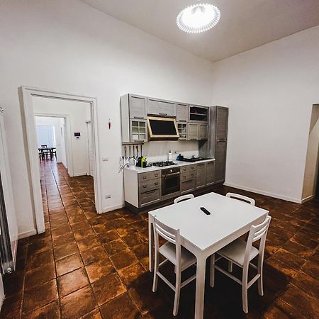 Terno Su Napoli Apartments Bagian luar foto