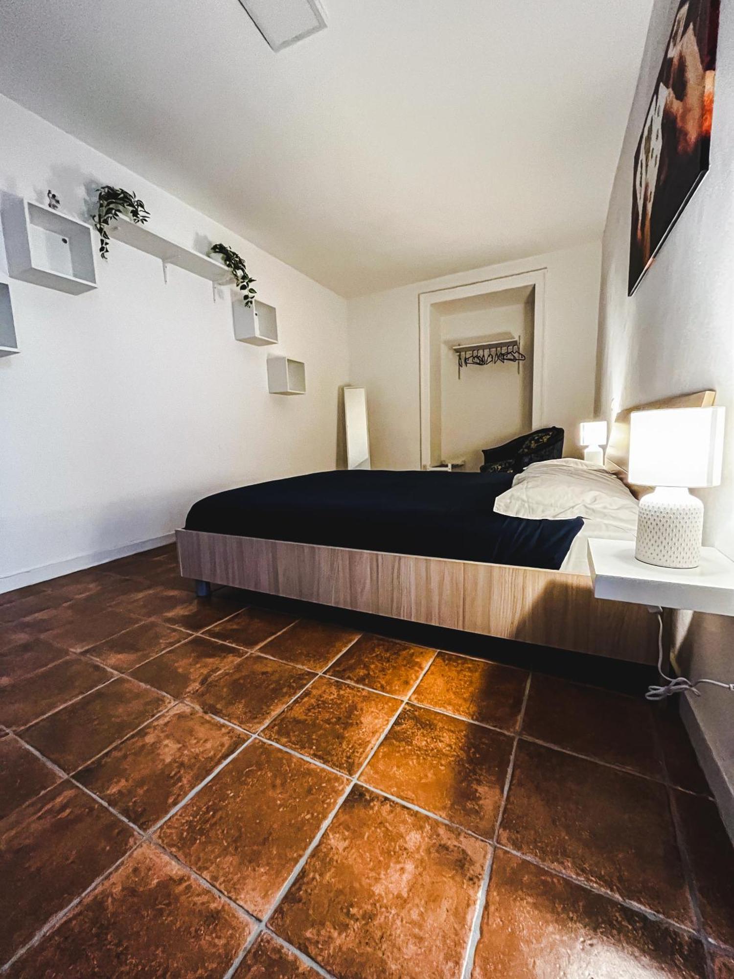 Terno Su Napoli Apartments Bagian luar foto